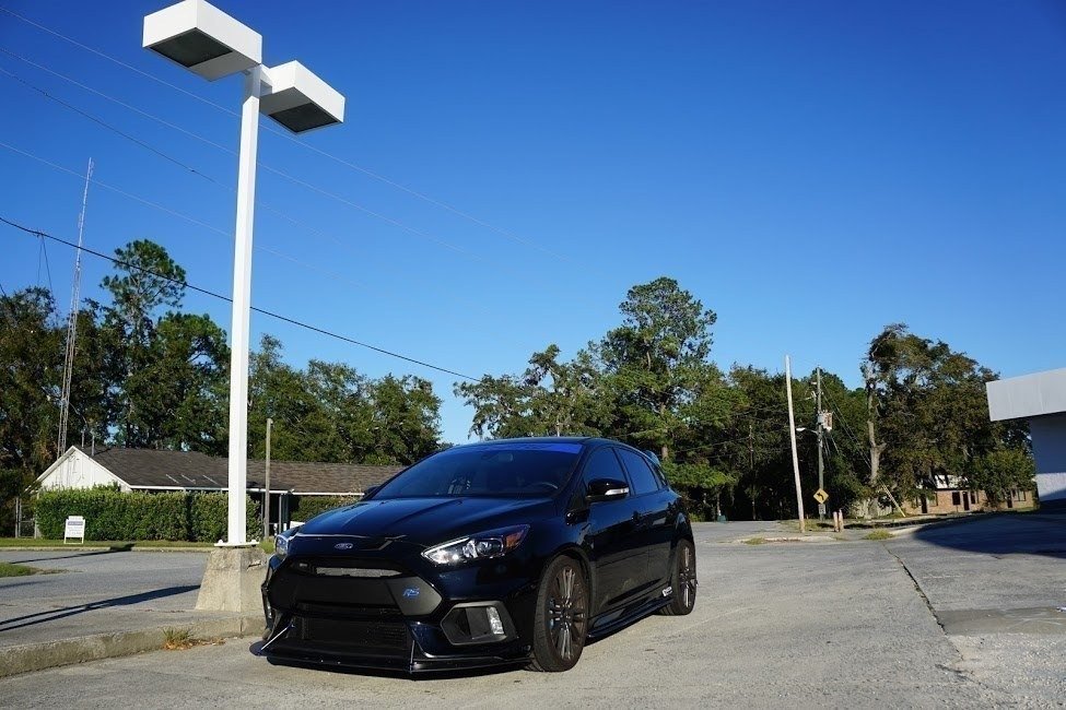 Maxton Design Hybrid Street+ Spoilerlippe Front Ansatz passend für Ford Focus RS Mk3
