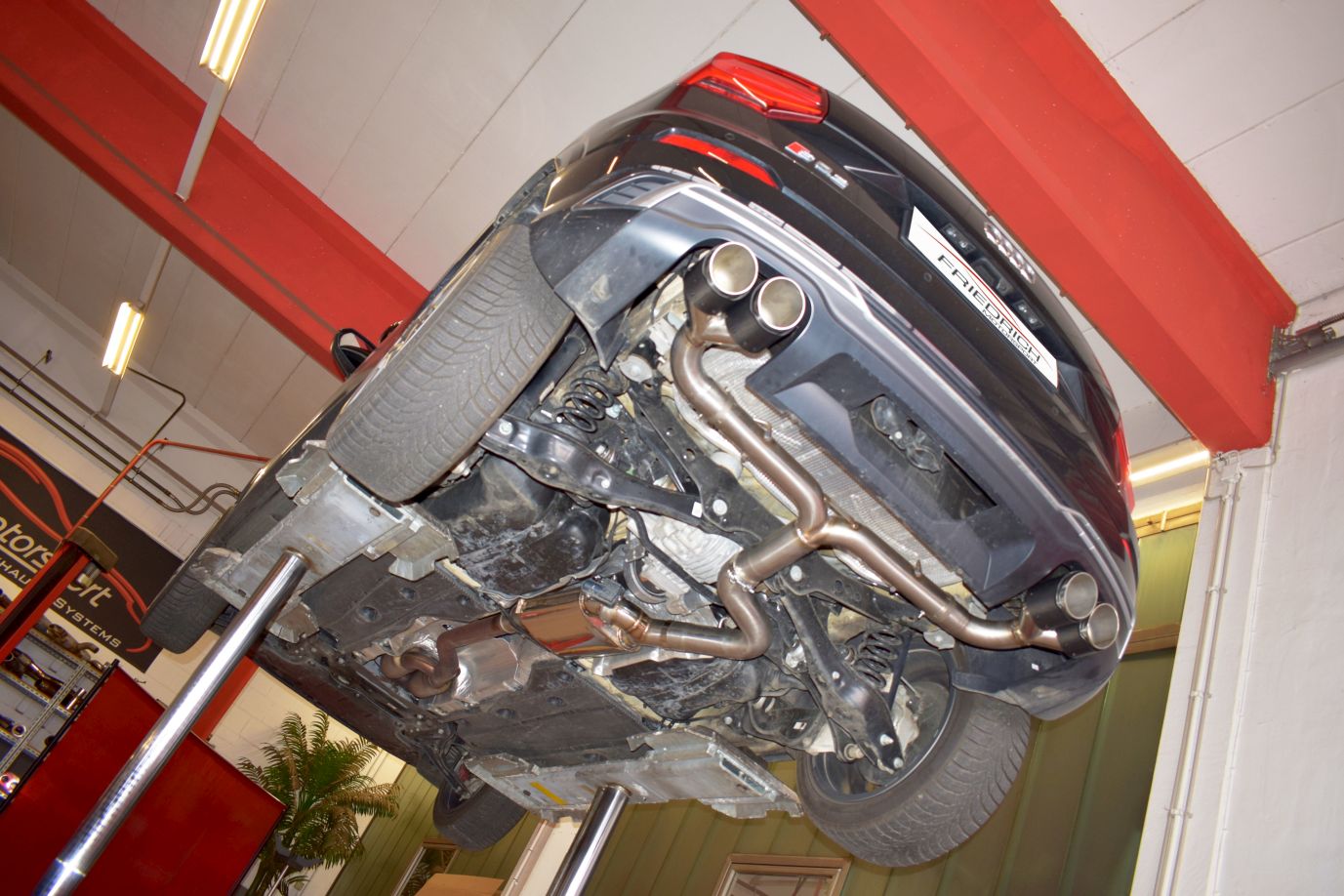 Friedrich Motorsport 76mm Duplex-Anlage mit originaler Klappensteuerung für Audi SQ2 GA Quattro (ab Bj. 11/2020-
2)