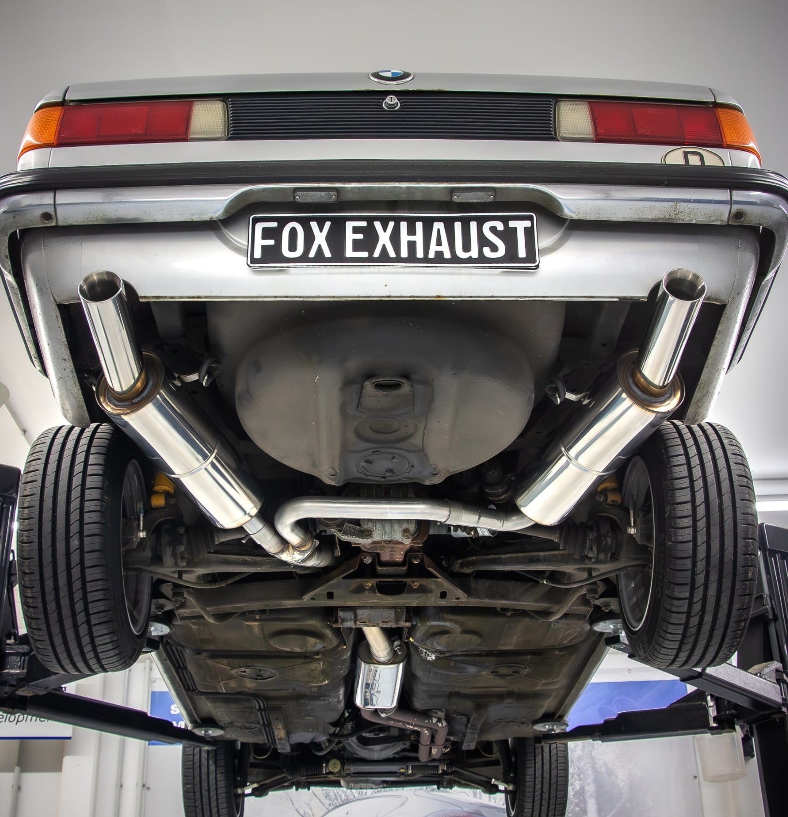 Fox passend fürBMW E21 323i Halbanlage bestehend aus 2x End- und 1x Vorschalldämpfer - Endrohre 1x80  Typ 24 rechts/links