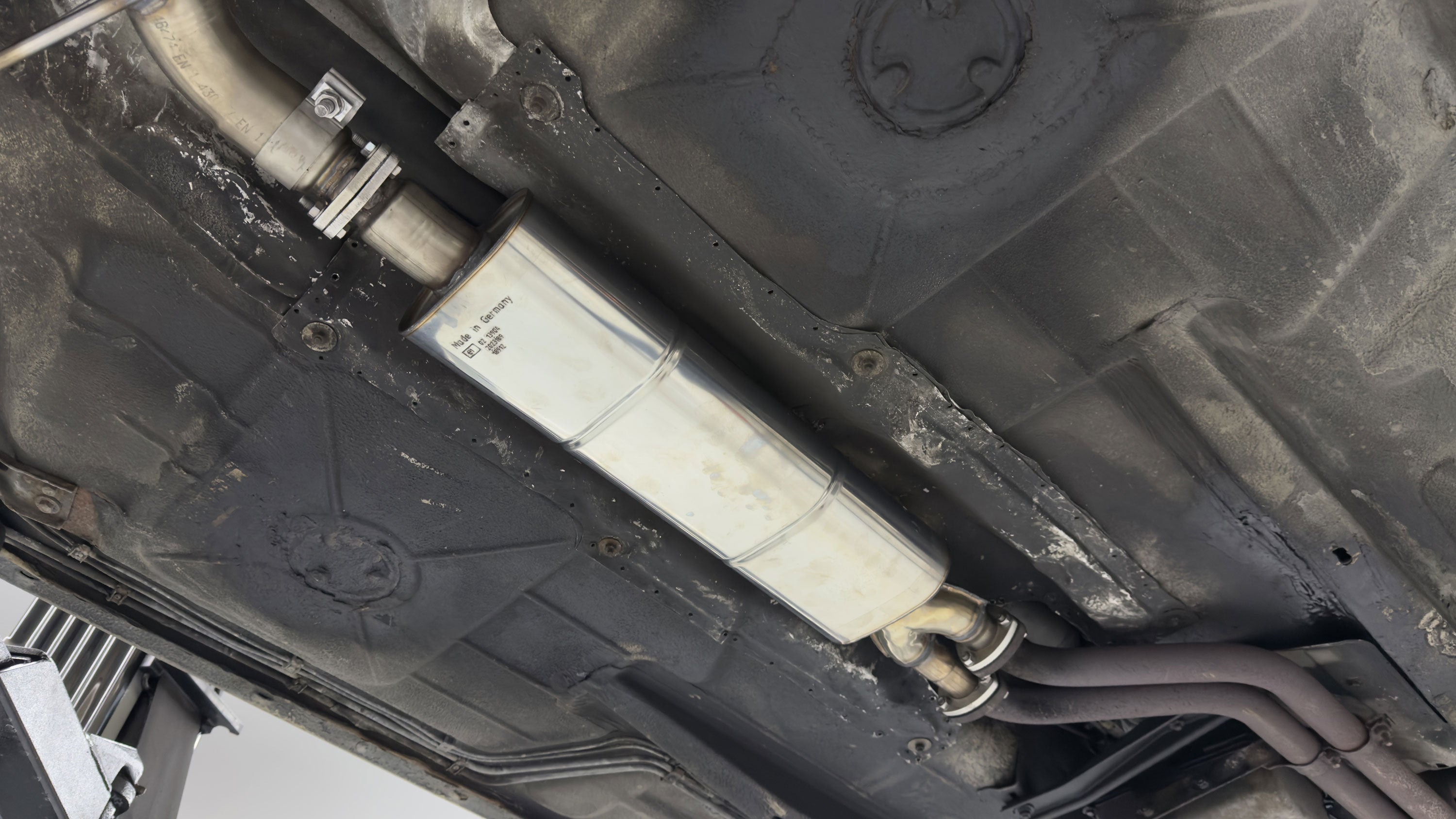 Fox passend für BMW E28 520i ohne Kat Vorschalldämpfer mit Flanschverbindung