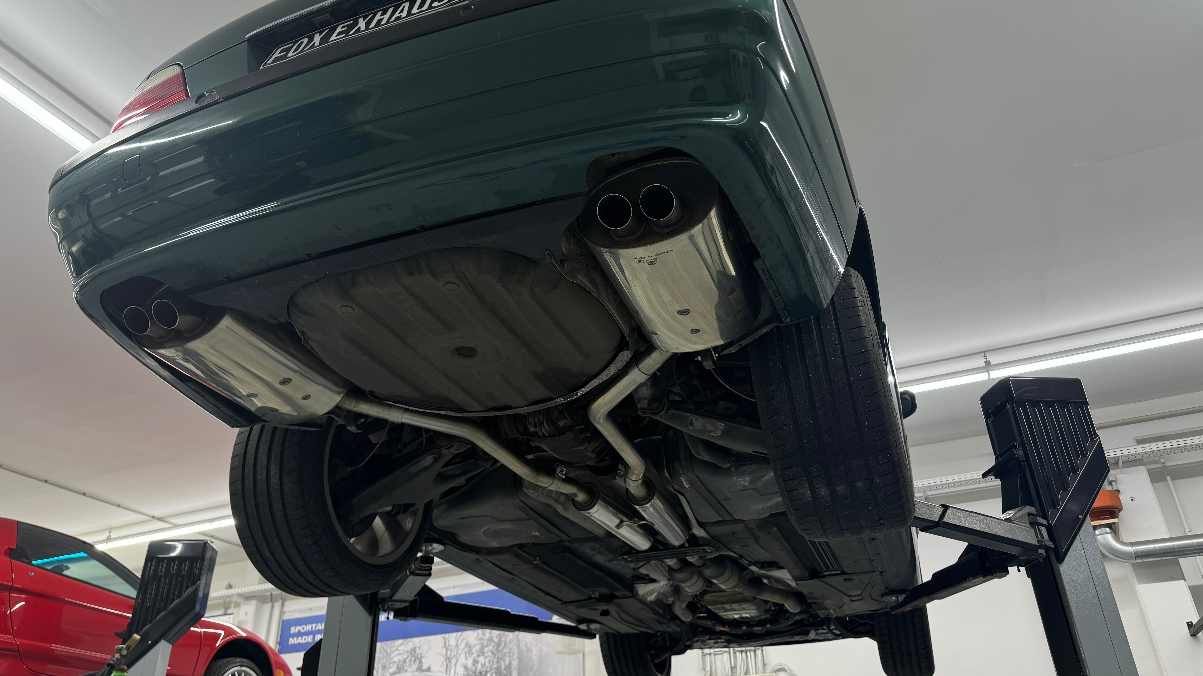 Fox passend fürBMW E38 730i/ 735i/ 740i Endschalldämpfer rechts/links - 2x63 Typ 28 rechts/links (knicken hinter dem Schalldämpfer nach unten)