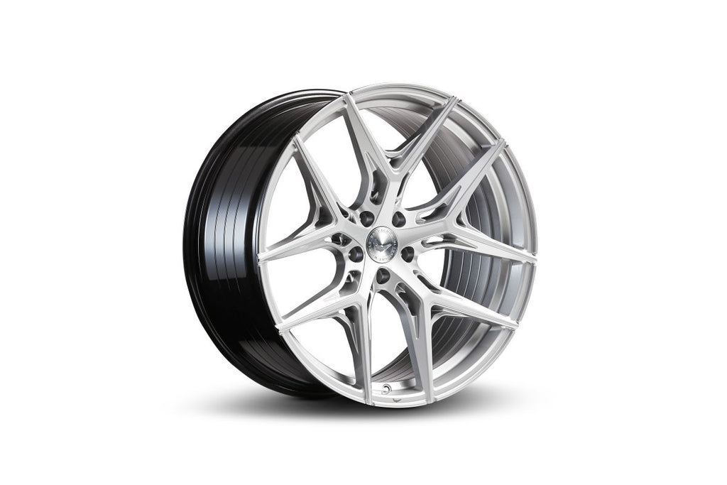 BARRACUDA RAZZER Hyper Silver 9.5x22 ET38 120