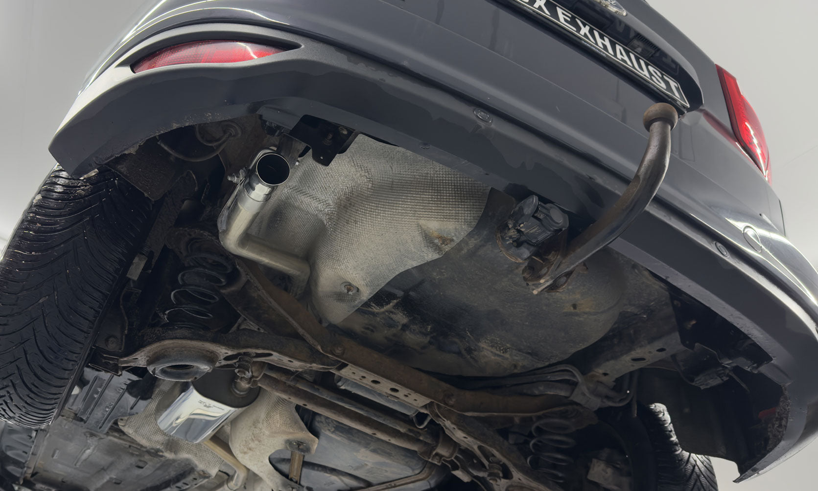 Fox passend fürFord C-Max II Endschalldämpfer Ausgang links - mit Endrohr 1x55 Typ 16