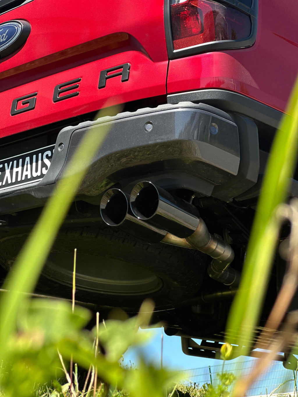Fox passend fürFord Ranger 2AB/ VW Amarok T1 Endrohrsystem Ausgang rechts/links passend auf den originalen Endschalldämpfer - 2x100 Typ 25 rechts/links schwarz