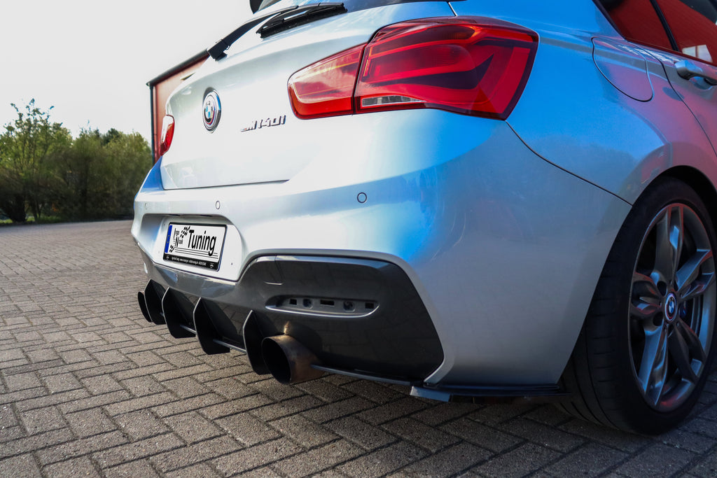 Gefräster Heckansatz für BMW 1er F20 M-140i