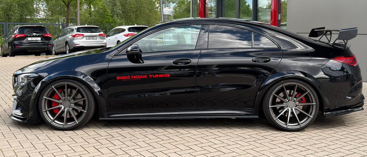 CUP Seitenschweller mit Wing vorne aus ABS für Mercedes CLA 35/45 AMG