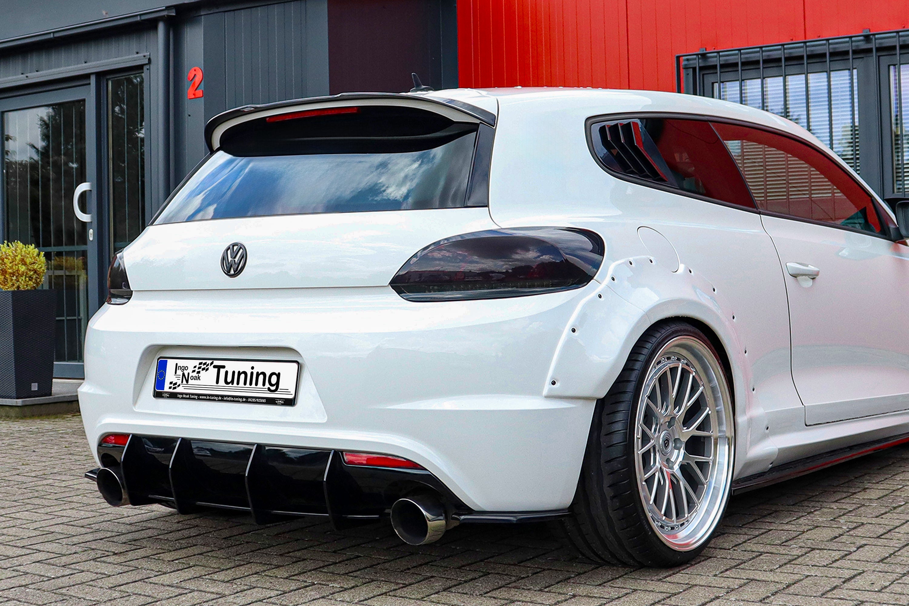 Gefräster Heckansatz mit Finnen V2 für VW Scirocco R Facelift