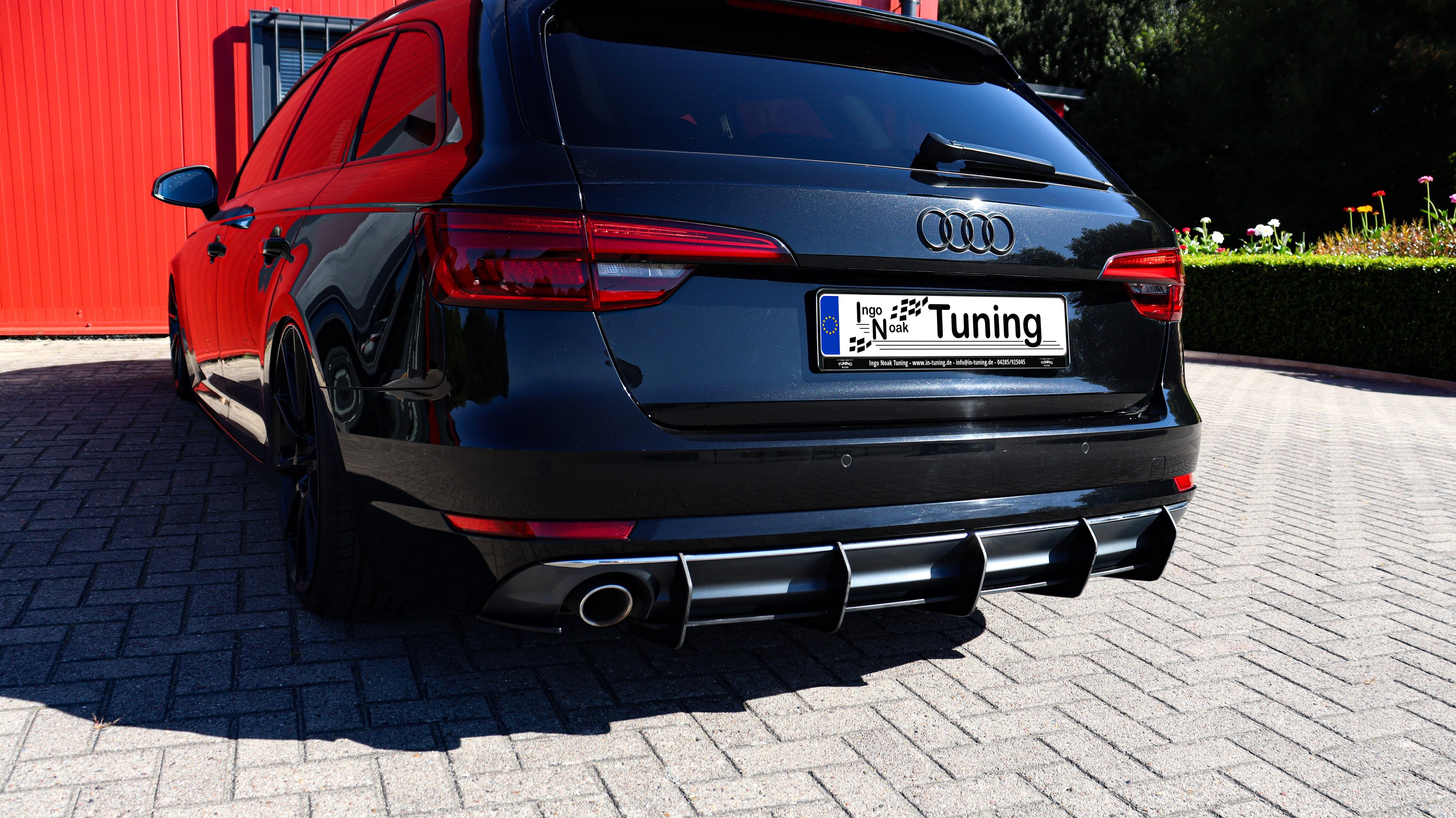 Gefräster Heckansatz aus ABS für Audi A4 B9 VFL Endrohr links