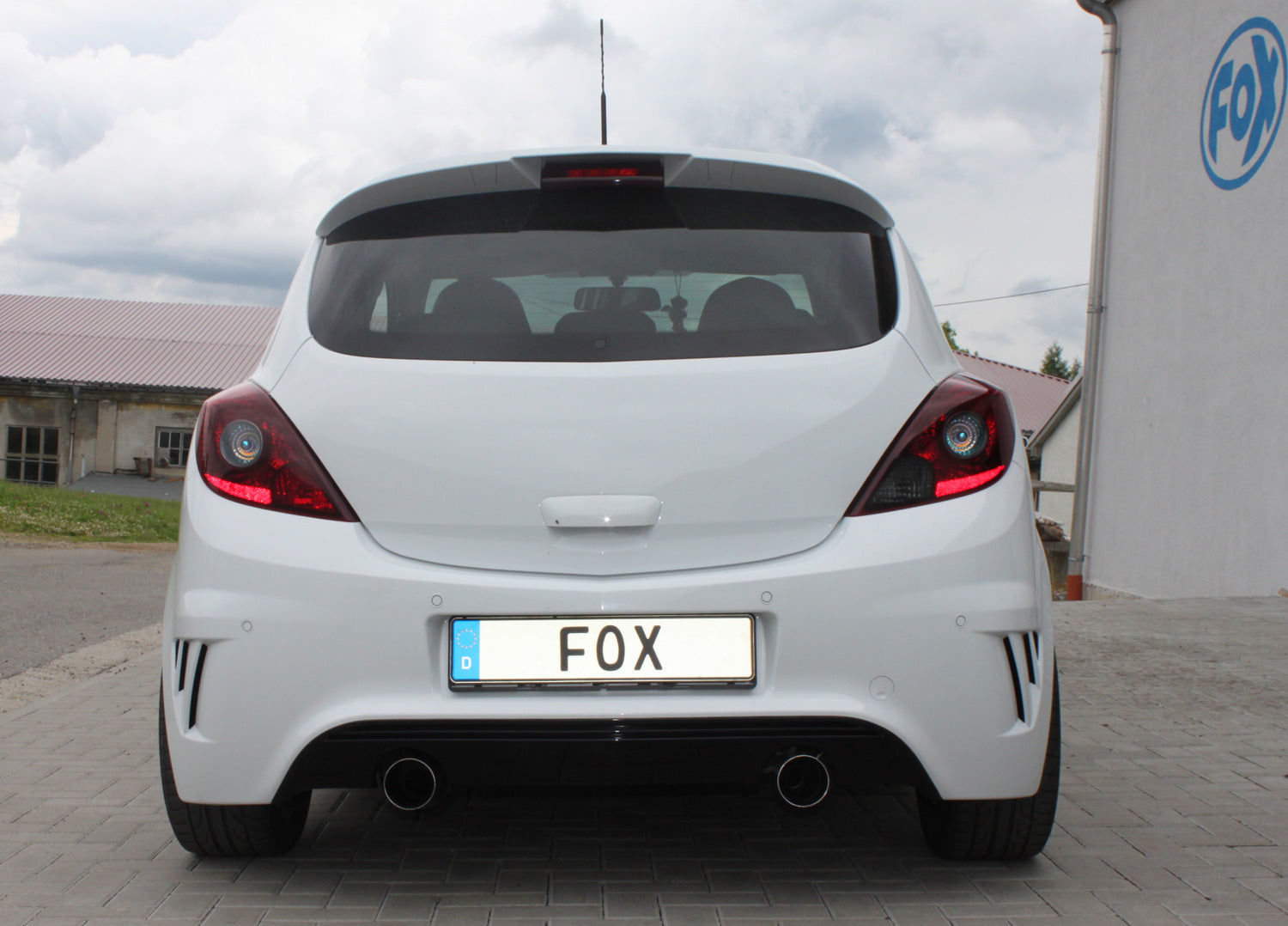 Fox passend fürOpel Corsa D - NRE-Edition Stoßstange Endschalldämpfer Ausgang rechts/links - 1x100 Typ 14 rechts/links