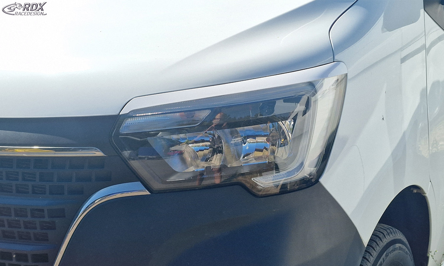 RDX Scheinwerferblenden für RENAULT Master (2019-2024) weiß glänzend Böser Blick