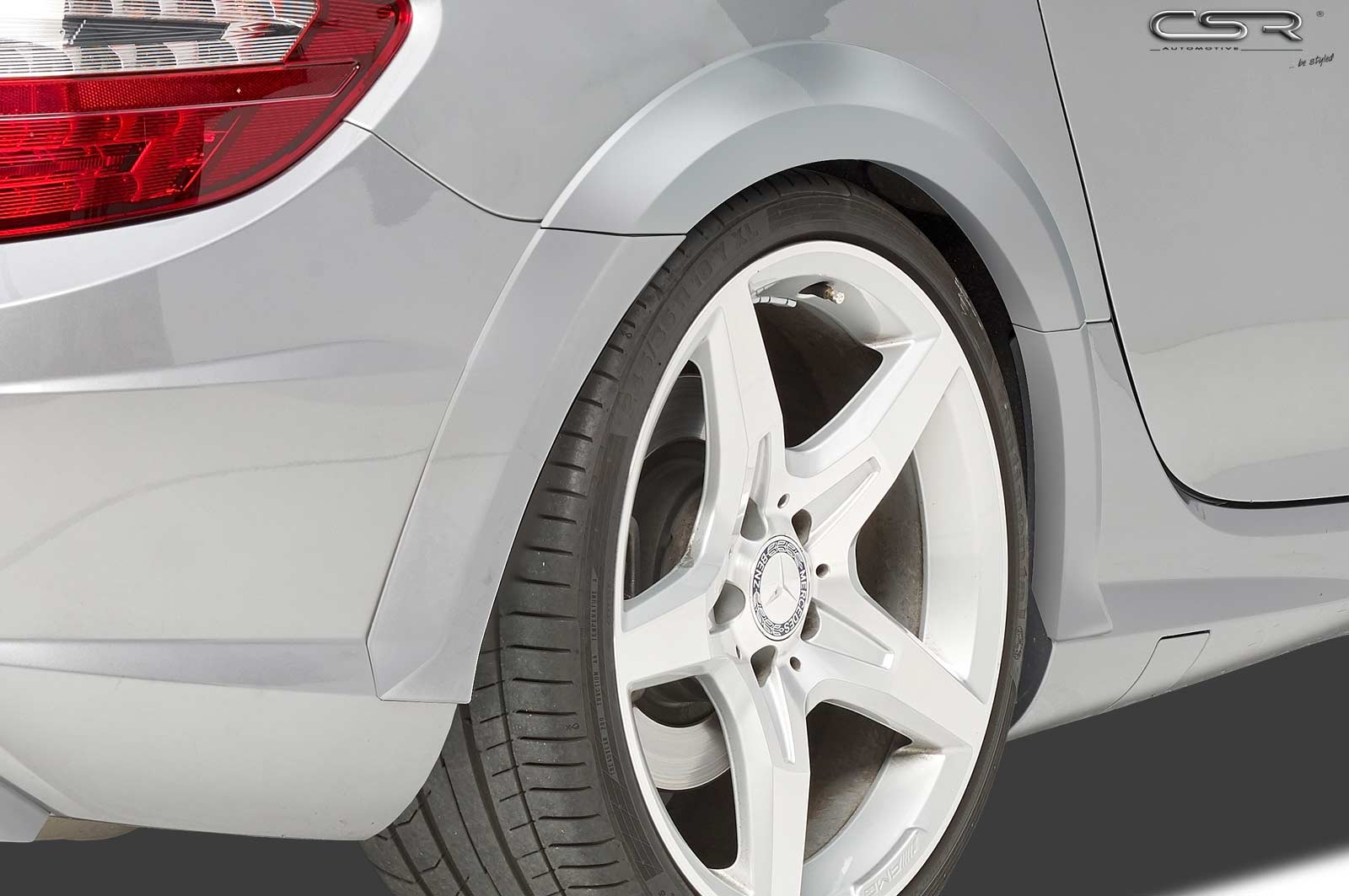 CSR Kotflügelverbreiterung hinten für Mercedes-Benz SLK / SLC R172 VB018