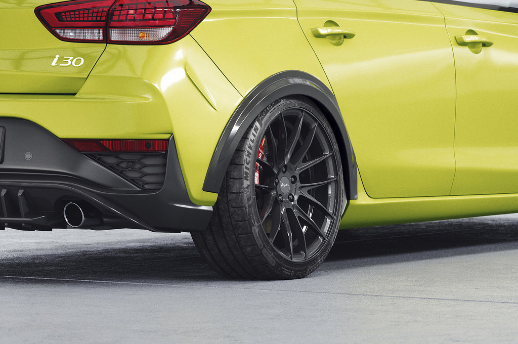 CSR Kotflügelverbreiterung für Hyundai I30 (PD) VB035-C Carbon Look Hochglanz (keine Lackierung erforderlich)