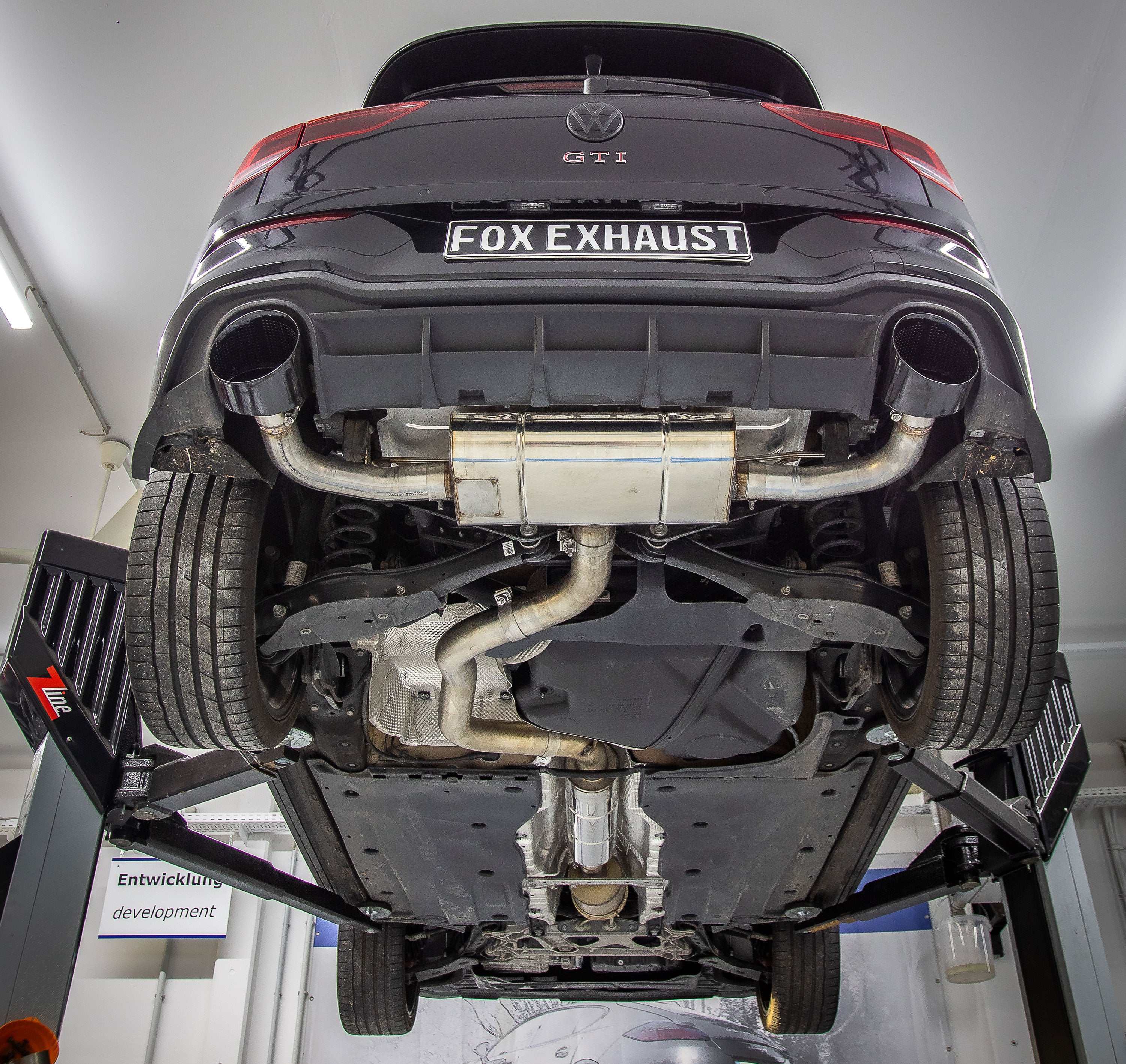 Fox passend fürVW Golf 8 GTI End- und Vorschalldämpfer Ausgang rechts/links 80mm - 1x160x130mm Typ 38 rechts/links schwarz keramikbeschichtet