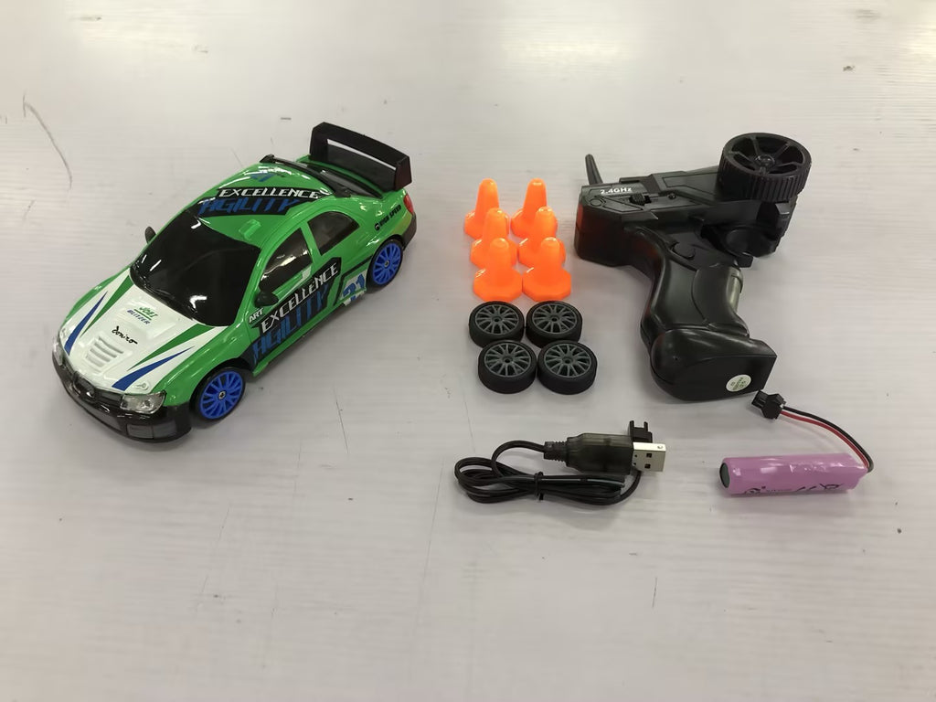 RC Drift-Auto 1:24 – Ferngesteuertes Drift-Fahrzeug 4WD