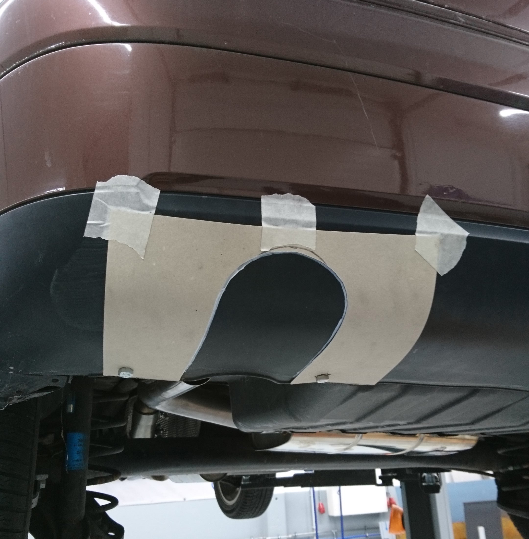 Fox passend fürAudi A2 - Schablone für 115x85mm oval Wird auf Papier (A3) ausgedruckt geliefert