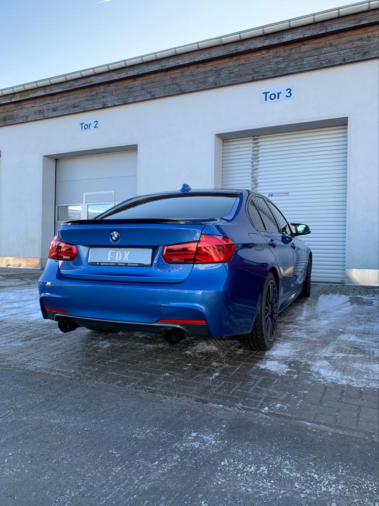 Fox passend fürBMW F30/31 - 330i/ 340i xDrive Endschalldämpfer quer Ausgang rechts/links - 1x100 Typ 25 rechts/links schwarz - mit Abgasklappe im linken Endrohr - Passend an Rieger Heckansatz RIE00088122
