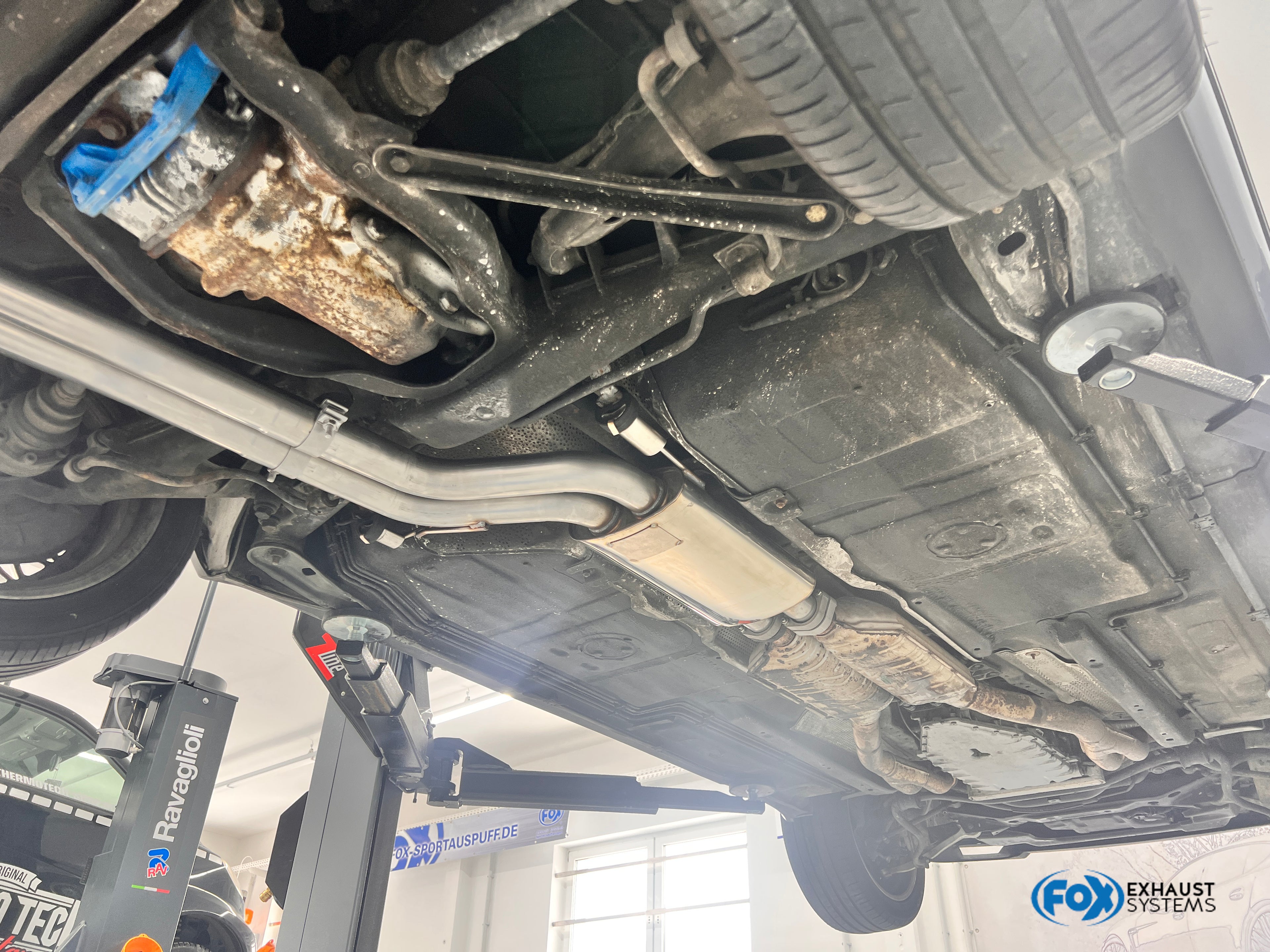 Fox passend fürBMW E32 740i Vorschalldämpfer Ø2x63,5mm