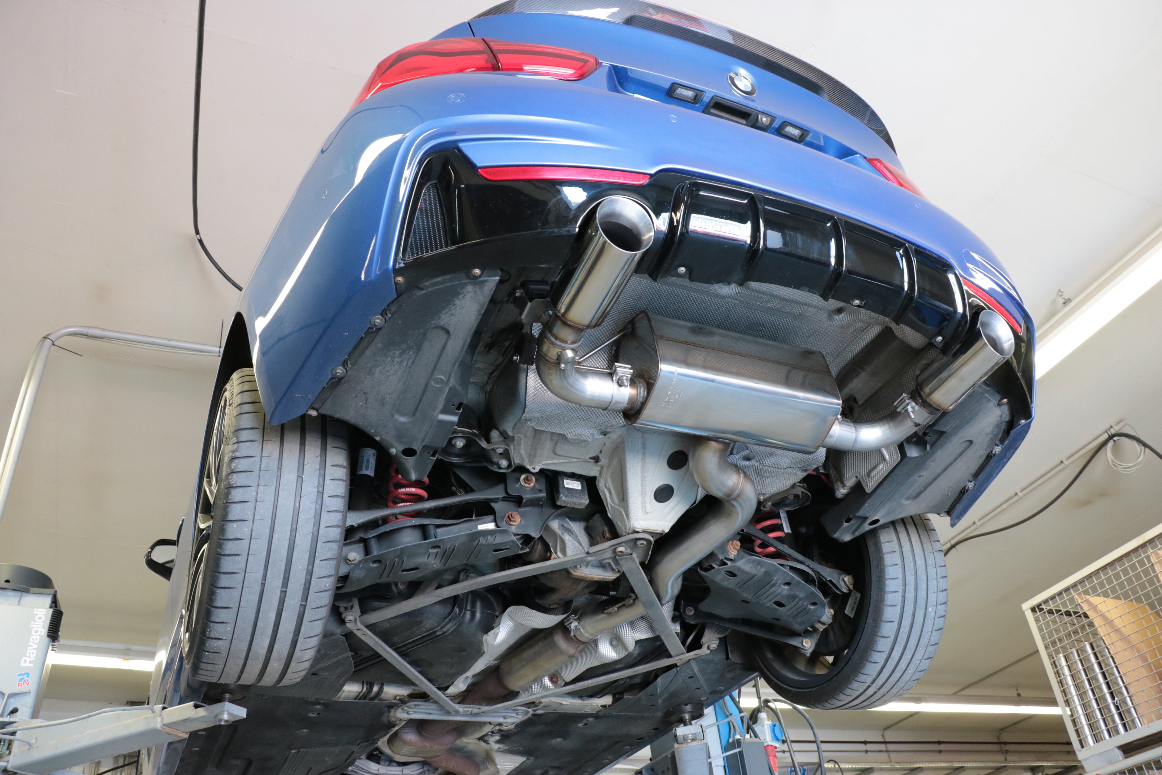 Fox passend fürBMW F36 - 440i xDrive Grand Coupe - M-Paket Endschalldämpfer quer Ausgang rechts/links - 1x100 Typ 25 rechts/links - mit Abgasklappe im linken Endrohr