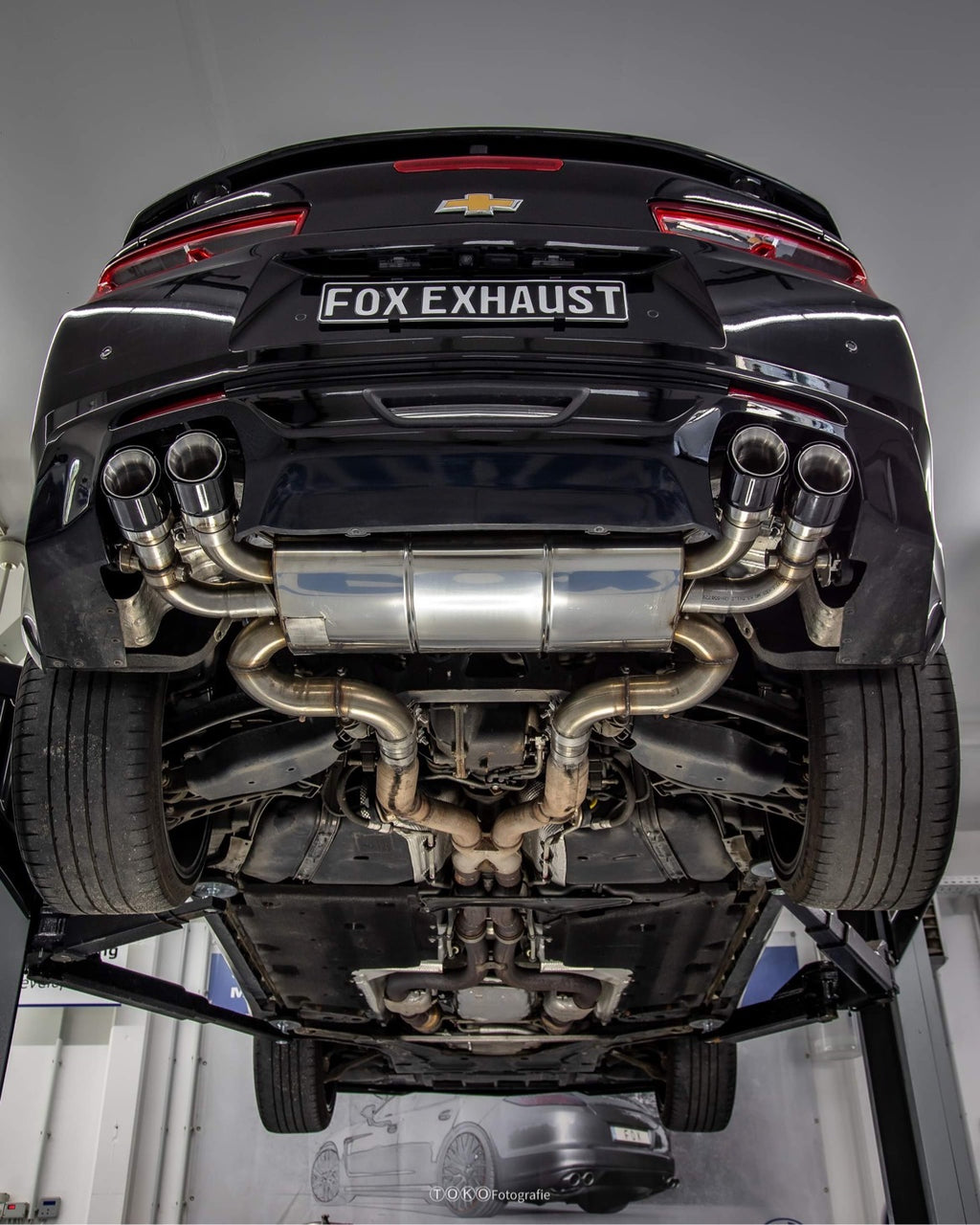 Fox passend für Chevrolet Camaro - A1XC Endschalldämpfer quer Ausgang rechts/links mit 2 Abgasklappen - 2x100 Typ 25 rechts/links mit schwarzen Covern