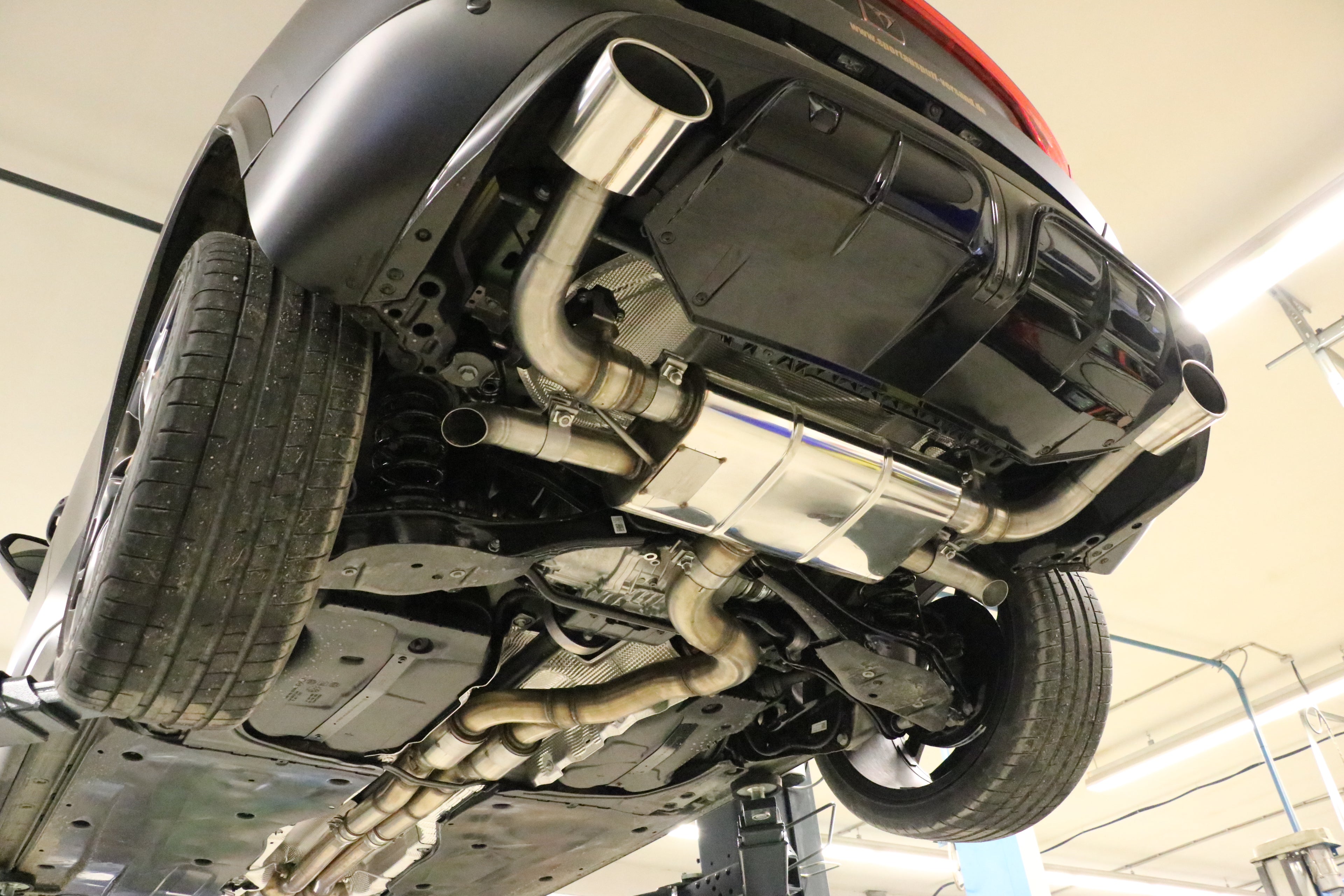Fox passend fürCUPRA Formentor 4x4 - VZ5 Endschalldämpfer mit 2 Abgasklappen - 1x140x90 Typ 32 rechts/links