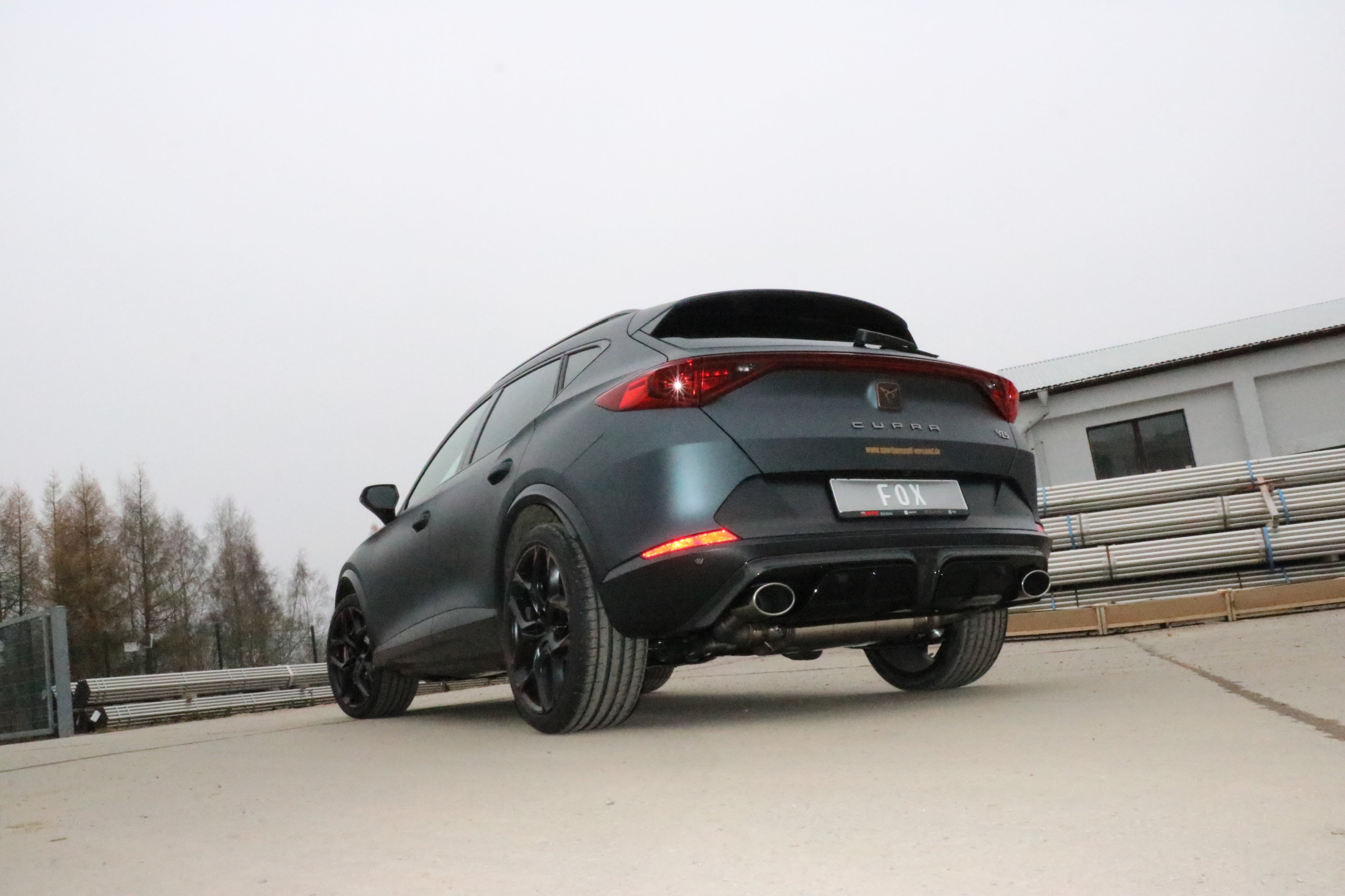 Fox passend fürCUPRA Formentor 4x4 - VZ5 Endschalldämpfer mit 2 Abgasklappen - 1x140x90 Typ 32 rechts/links