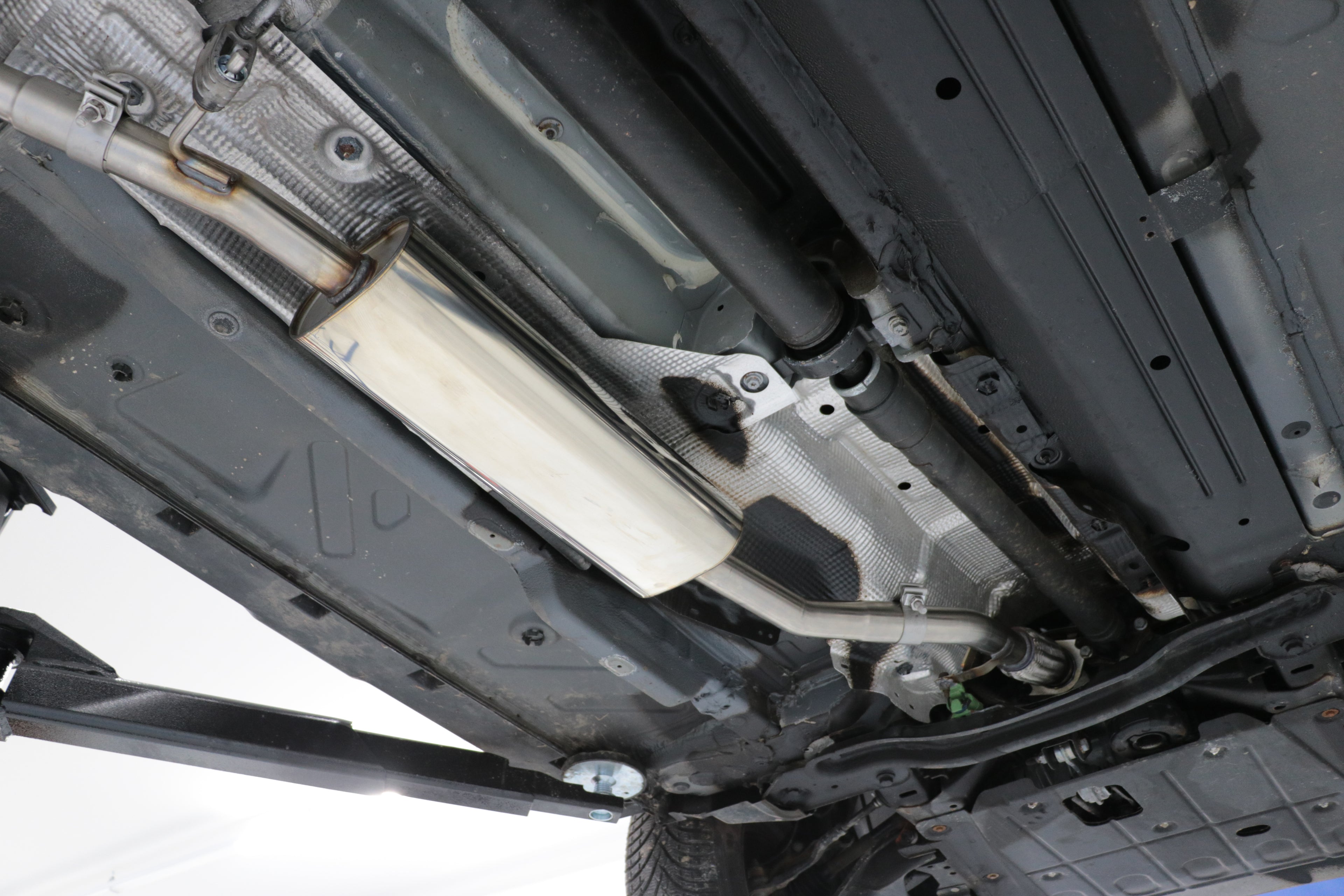 Fox passend fürDacia Duster 4x4 Facelift Vorschalldämpfer inkl. Flexrohr