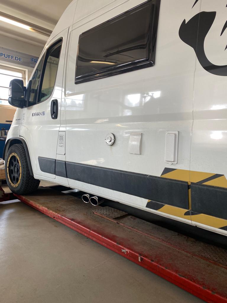Fox passend fürFiat Ducato Wohnmobil Endrohr Ausgang zur Fahrerseite - 2x115x85 Typ 38