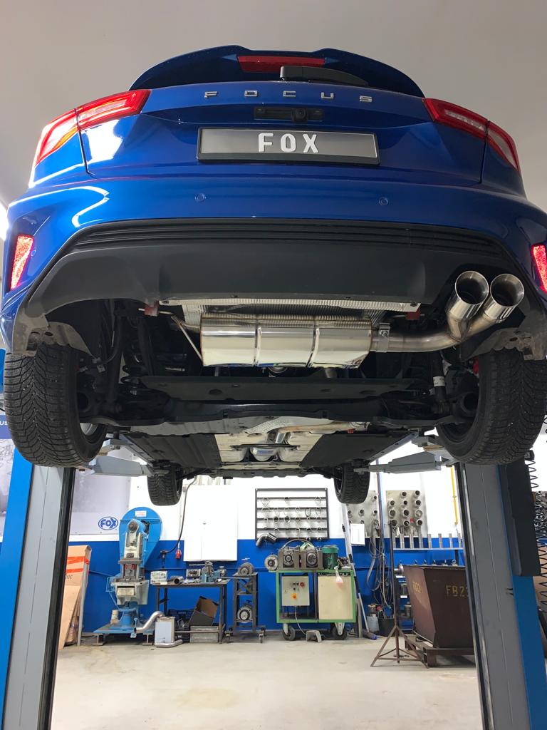 Fox passend fürFord Focus IV ST-Line - starre Hinterachse Endschalldämpfer Ausgang rechts - 2x90 Typ 25