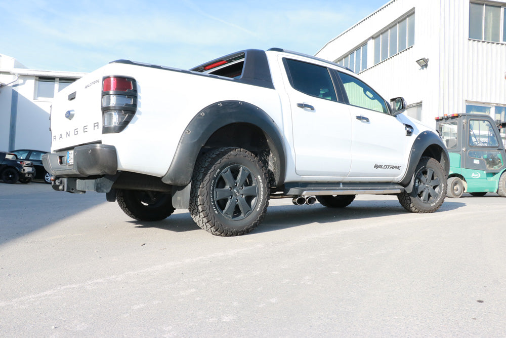 Fox passend fürFord Ranger ab 10/2016 4x4 - Wildtrak Endschalldämpfer Sidepipe, Ausgang rechts und links am Fahrzeug - 2x115x85 Typ 38 rechts/links