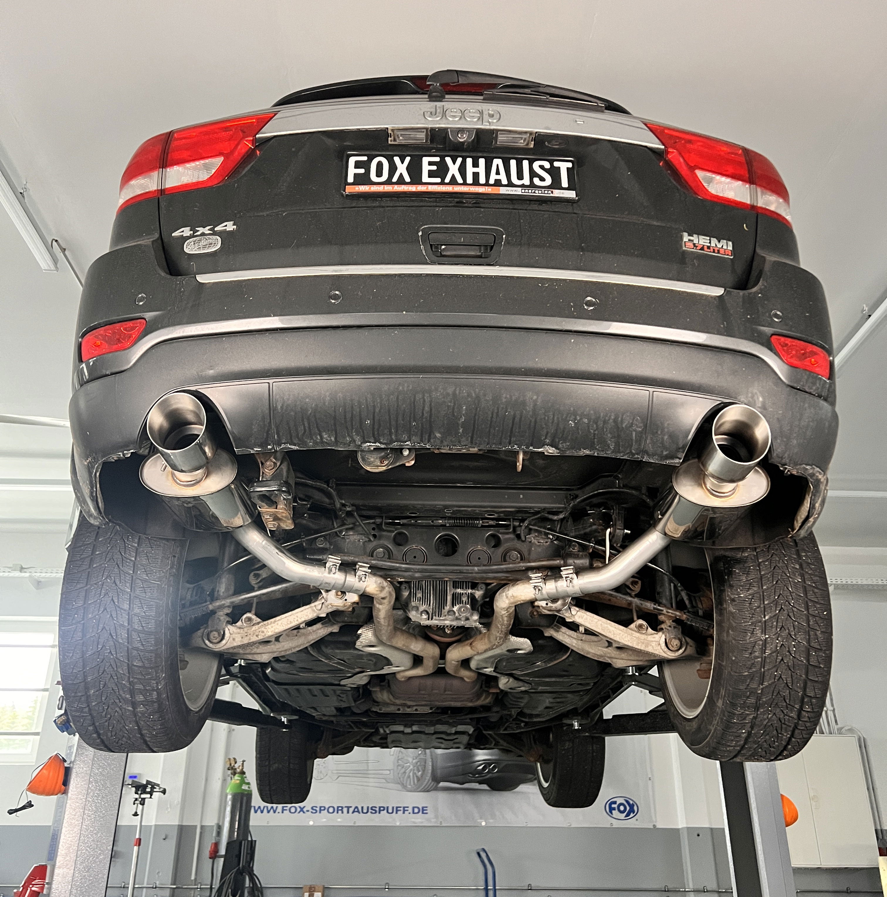 Fox passend fürJeep Grand Cherokee WK I - 5,7l Endschalldämpfer rechts/links - 1x100 Typ 25 rechts/links