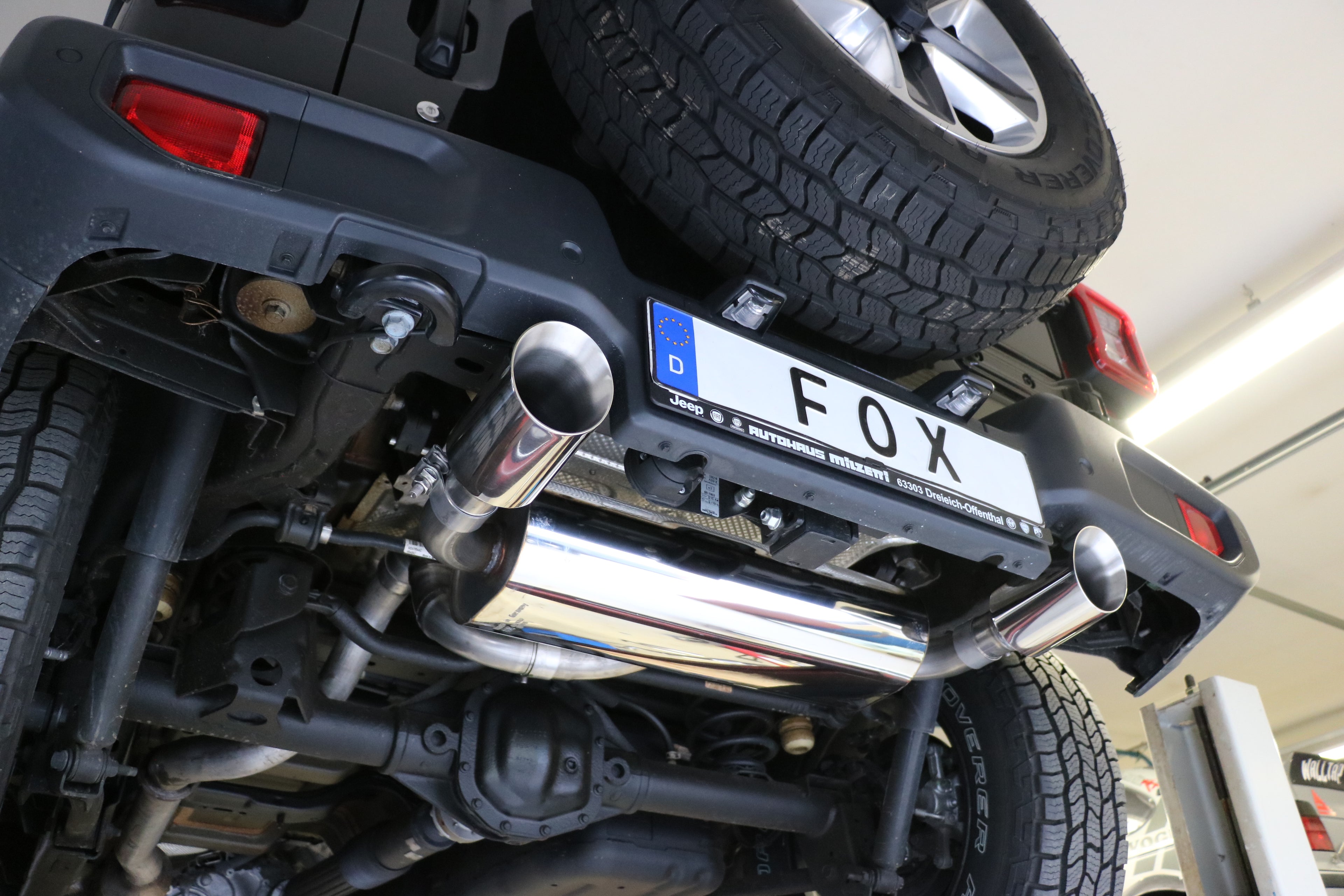 Fox passend fürJeep Wrangler IV - JL Endschalldämpfer quer Ausgang rechts/links - 1x100 Typ 25 rechts/links