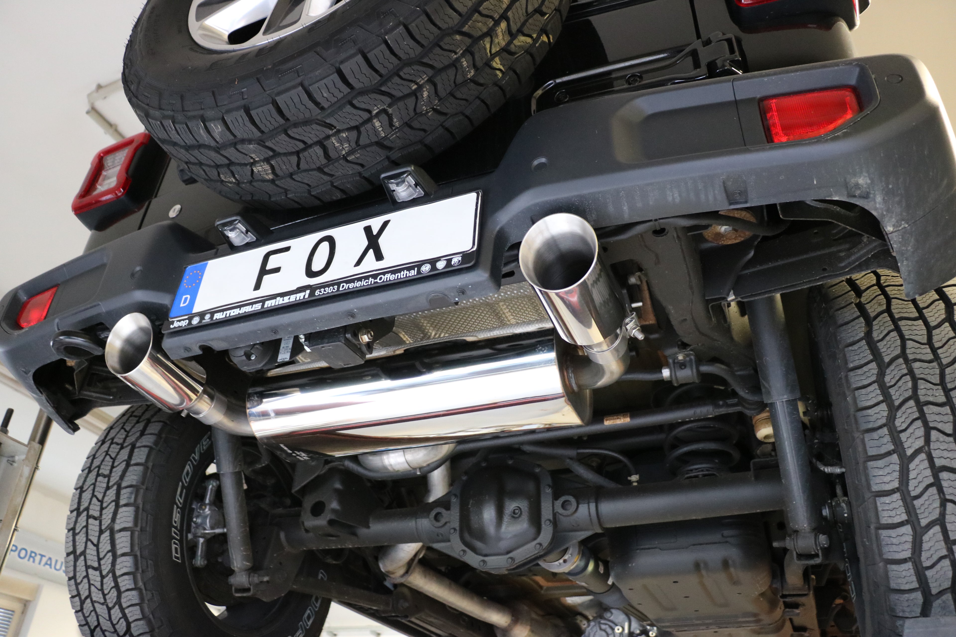 Fox passend fürJeep Wrangler IV - JL Endschalldämpfer quer Ausgang rechts/links - 1x100 Typ 25 rechts/links