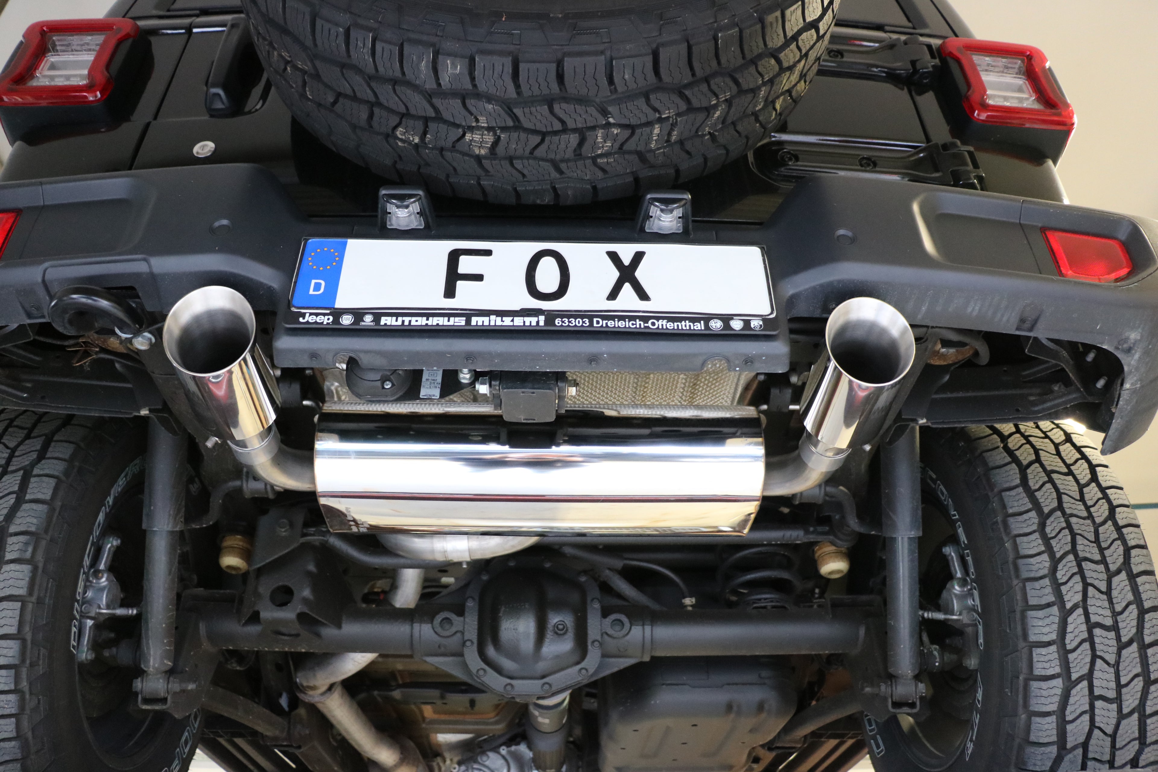 Fox passend fürJeep Wrangler IV - JL Endschalldämpfer quer Ausgang rechts/links - 1x100 Typ 25 rechts/links