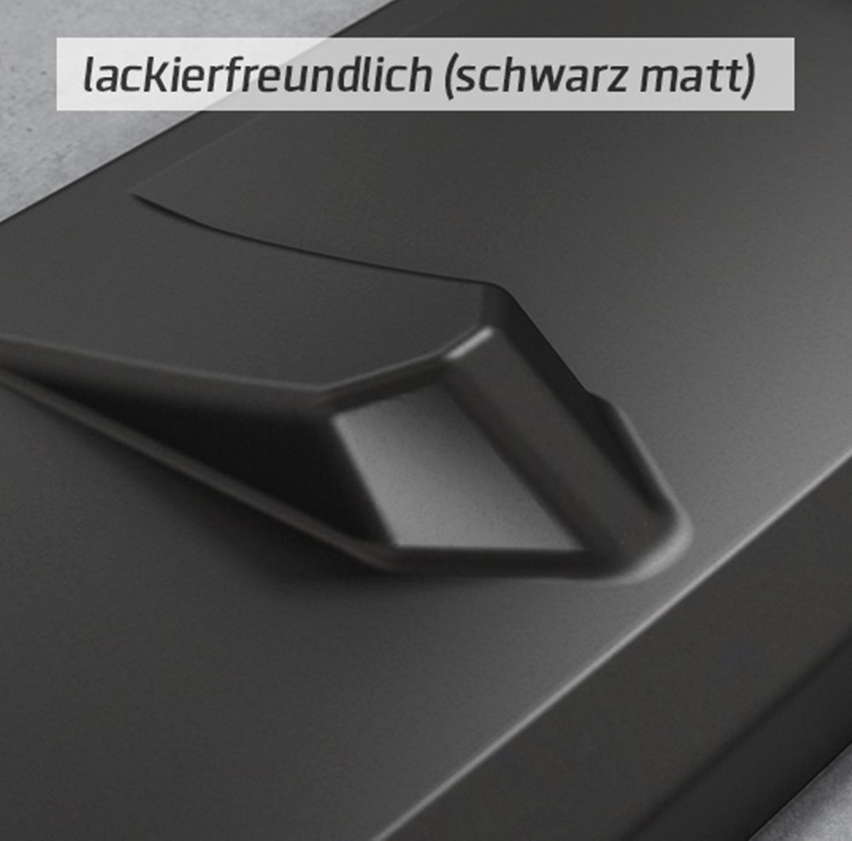 Unlackiert roh (Lackierung erforderlich)