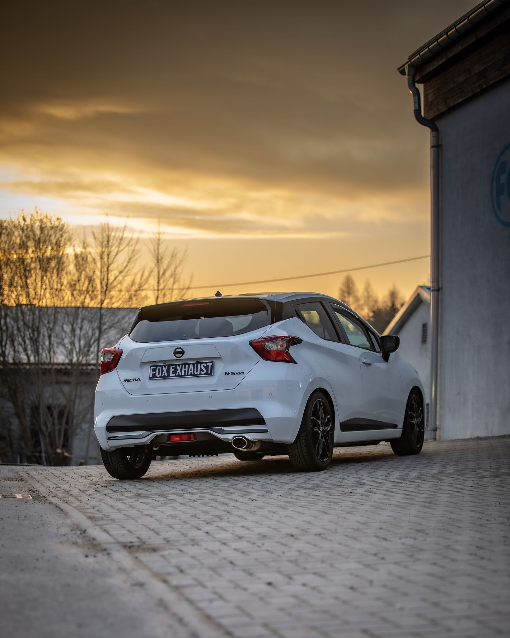 Fox passend für Nissan Micra K14 N Endschalldämpfer - 115x85 Typ 32
