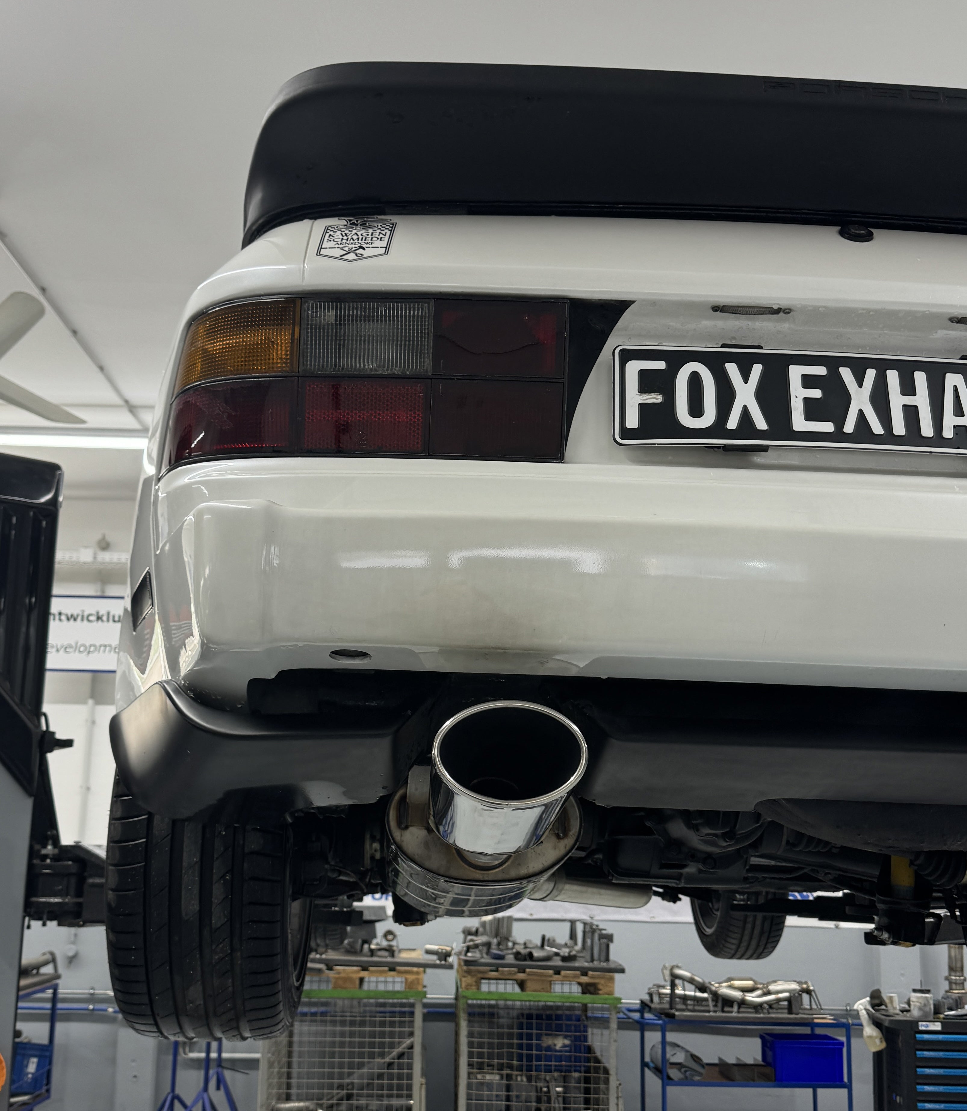 Fox passend fürPorsche 944 Halbanlage bestehend aus End- und Vorschalldämpfer - Endrohr 140x90 Typ 44