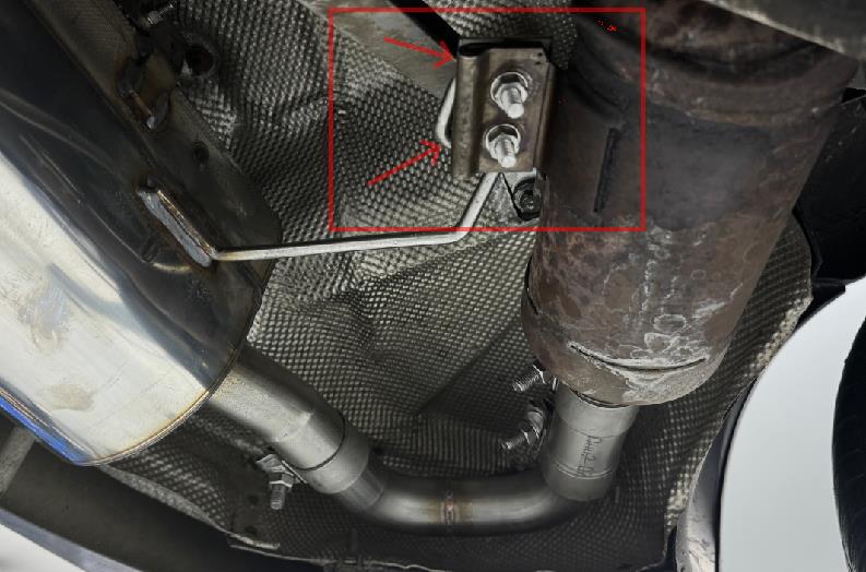 Fox passend fürPorsche Boxster Typ 986 Reparaturset für Haltebügeln (Bestend aus 2 Haltern und 4 Scheiben)