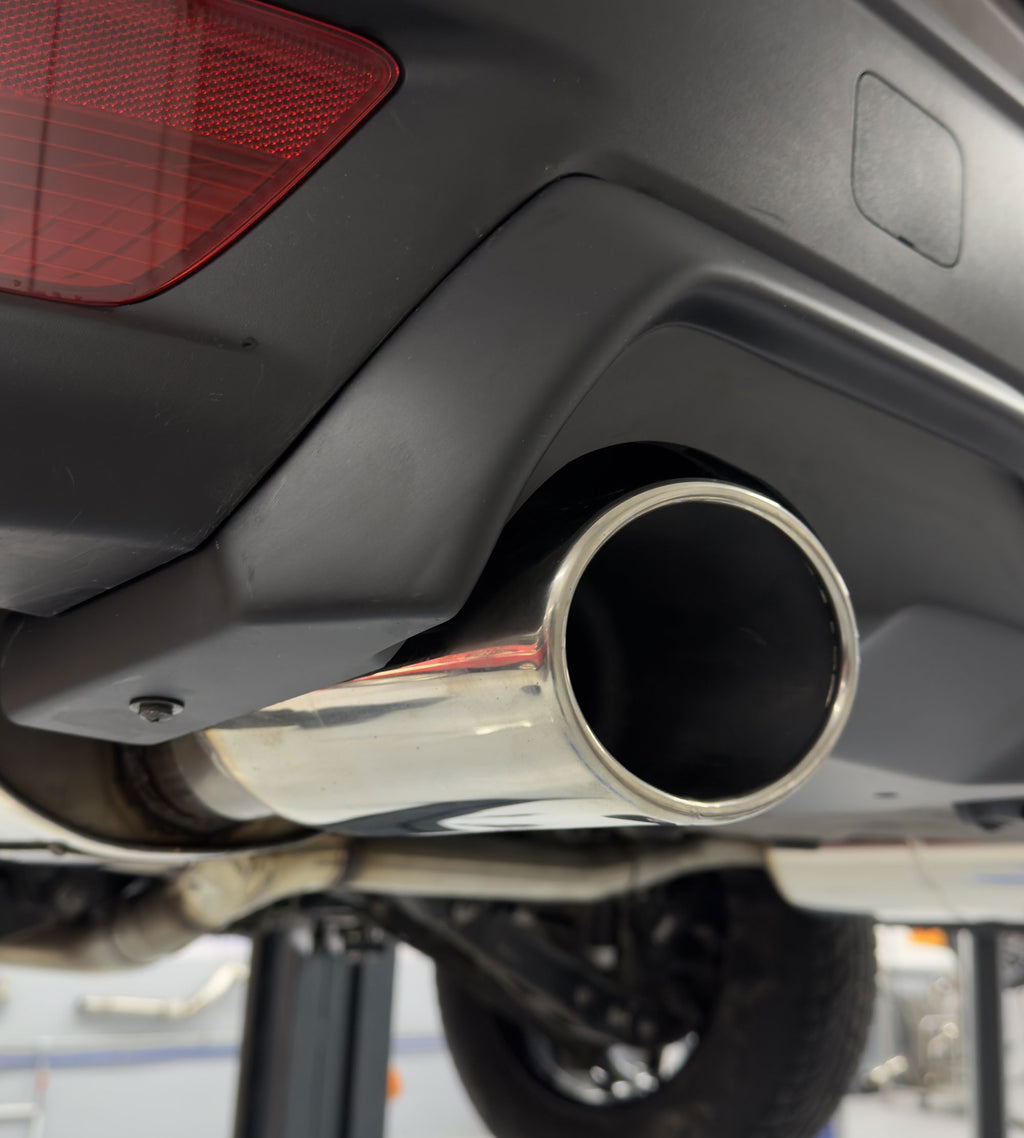 Fox passend fürSubaru Outback BT mit Heckeinsatz schwarz matt Endschalldämpfer rechts/links und Vorschalldämpfer - Endrohre 140x90 Typ 44 rechts/links (Heckeinsatz muss nicht lackiert werden)