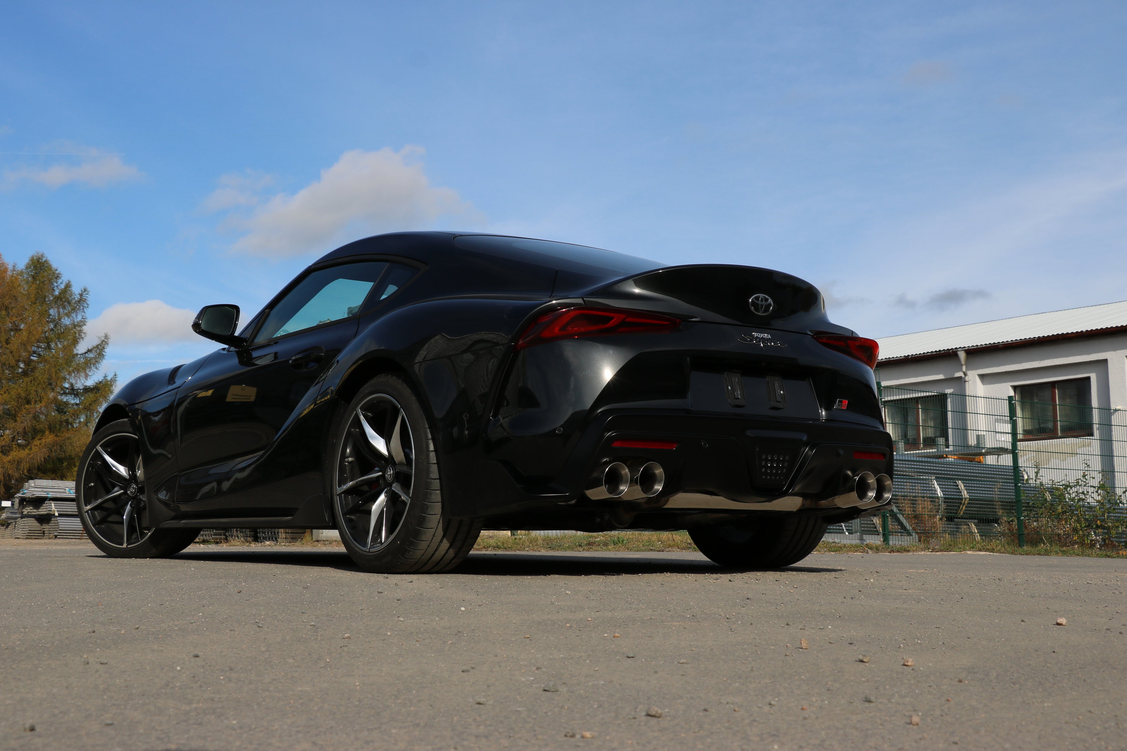 Fox passend fürToyota Supra JTSC Endschalldämpfer quer Ausgang rechts/links mit Abgasklappe - 2x100 Typ 25 rechts/links