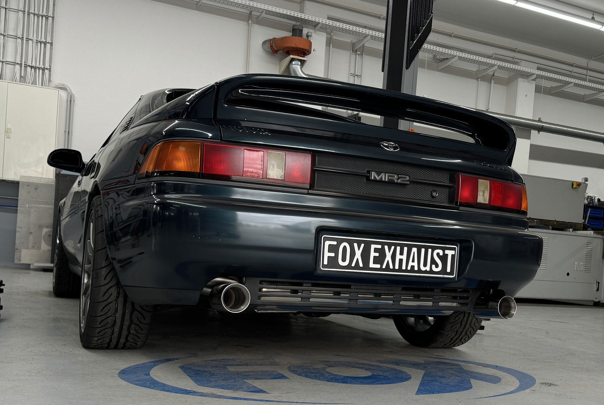 Fox passend für Toyota MR2 Typ W2 Endschalldämpfer quer Ausgang rechts/links - 1x90 Typ 25 rechts/links
