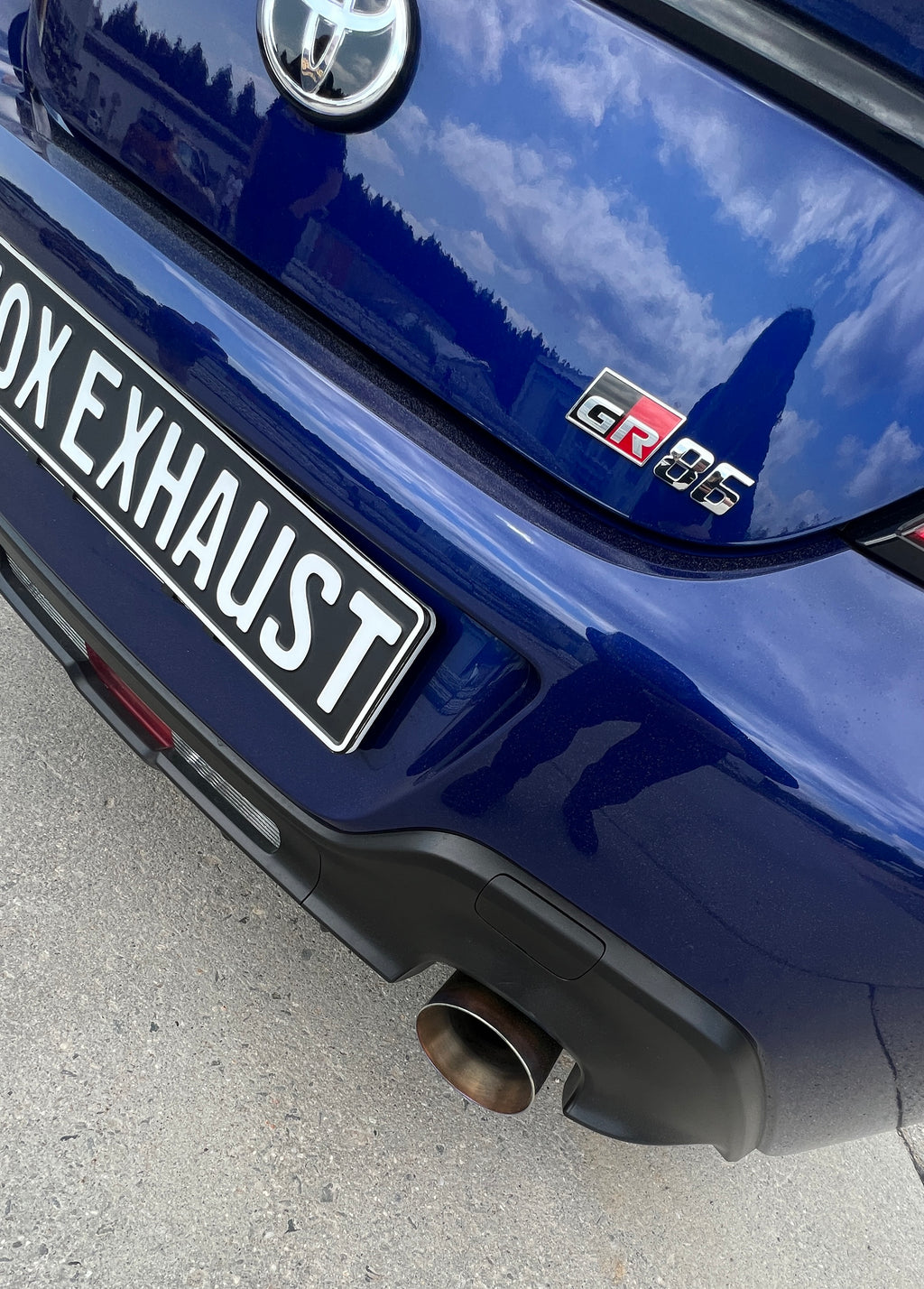 Fox passend fürToyota GR86 Endschalldämpfer - 1x114 Typ 25 rechts/links mit colouriertem Rand